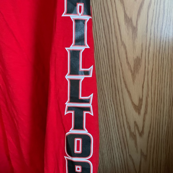 🍉Gildan Tee long sleeves red, cotton, “Chargers” crew neck, athletic, M, EUC - Picture 6 of 7